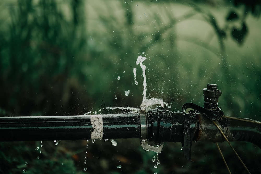What to Do When a Pipe Bursts in Your Home